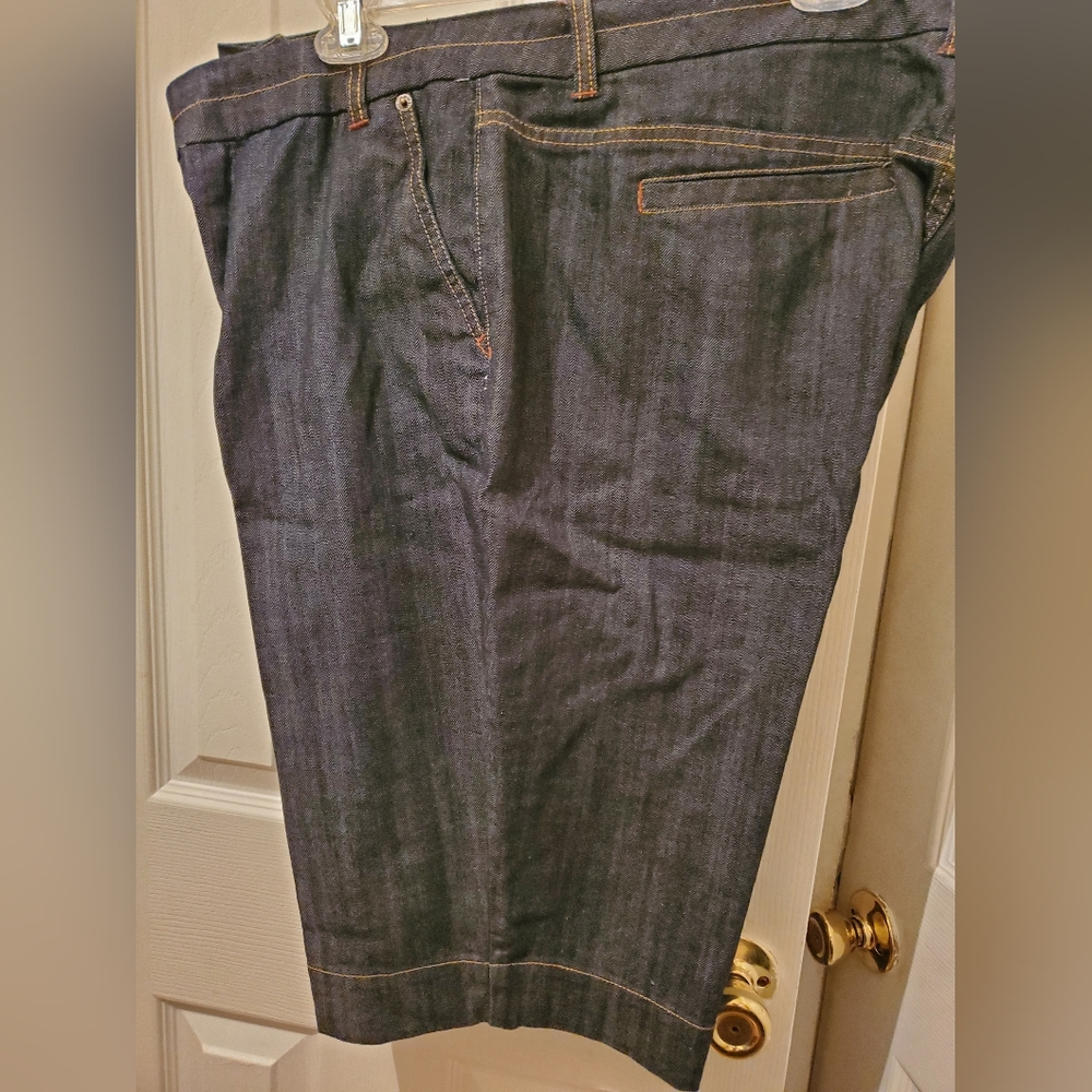 Ladies denim shorts - Bermuda style  NWT size 18